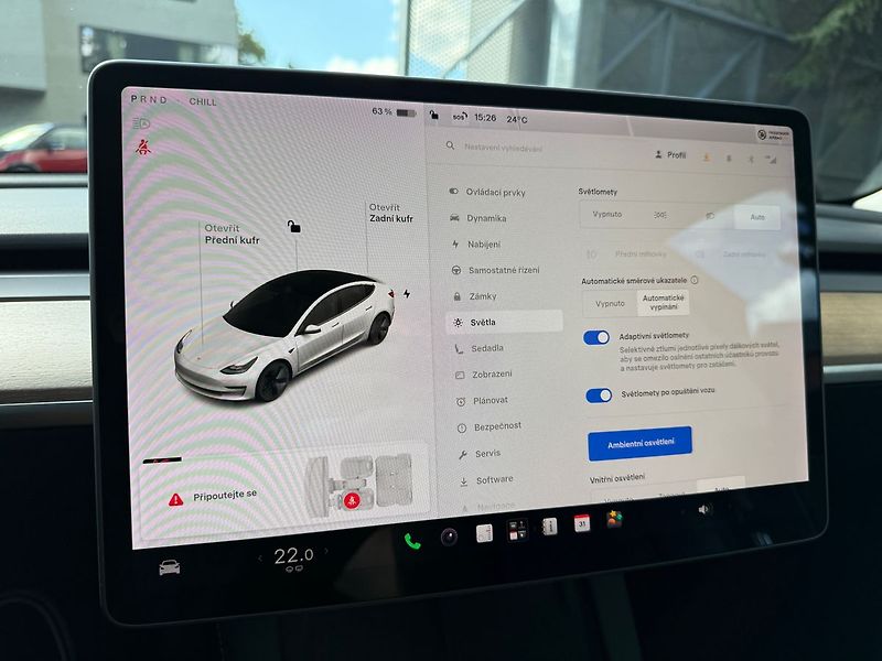 Tesla Model 3 Long Range AWD - fotka 20 z 38
