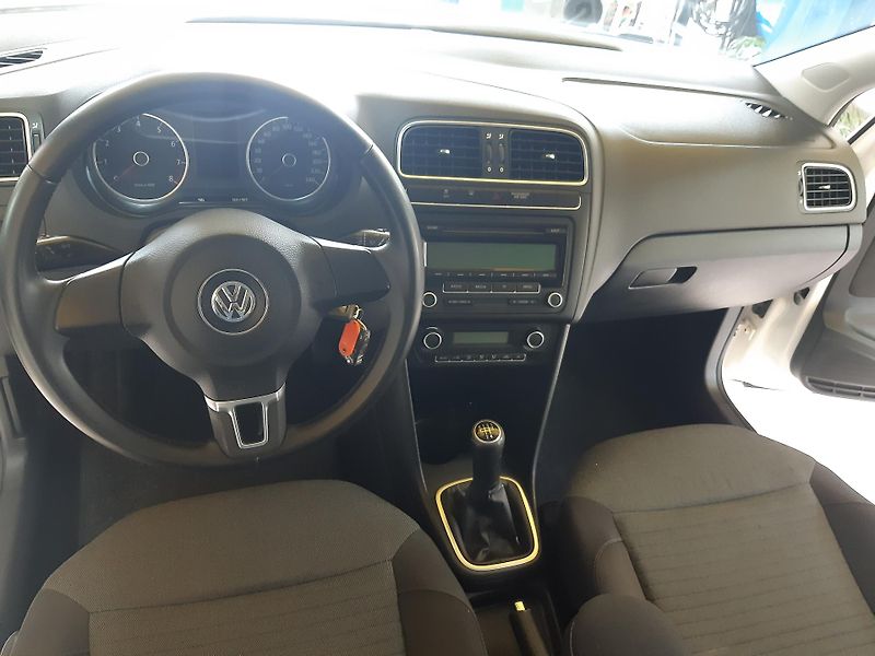 Volkswagen Polo 1.2 i DIGIKLIMA  - fotka 9 z 19