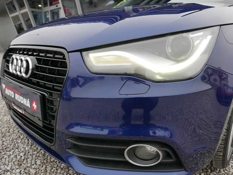 Audi A1 1,4 TFSI S-Line Navi Automat - fotka 3 z 34