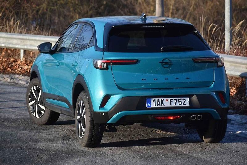 Opel Mokka je stále jedno z nejhezčích malých SUV.