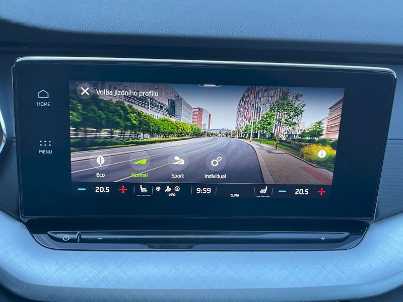 Škoda Octavia (2023) 2.0 TDI 110kW DSG Estate Ambit - fotka 17 z 35