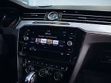 Volkswagen Passat 2.0TDI DSG R-Line 140kW 4M - náhled 11