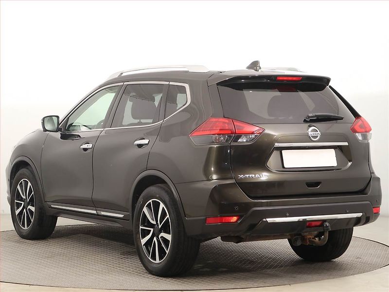 Nissan X-Trail (2017) 2.0 dCi, 4X4, Kůže, Navi - fotka 4 z 14