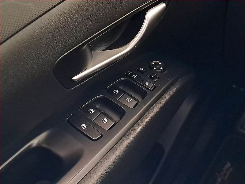 Hyundai Tucson (2022) Adventure 1.6 T-GDI - fotka 16 z 19