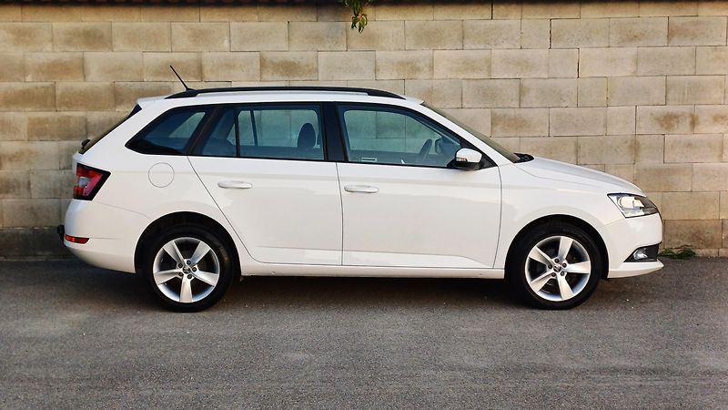 Škoda Fabia combi TSI 70kW-NAVIGACE-TZ-DPH - fotka 4 z 50