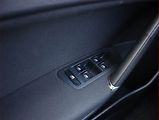 Volkswagen Golf (2018) Comfortline 1.0 TSI, Tempomat - náhled 18