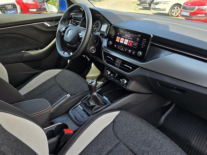 Škoda Scala 1.0TSI 70KW STYLE+ FULL LED ČR - fotka 18 z 37