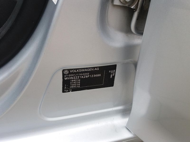 Volkswagen Golf 1.4TSi,90kW,DSG,SERVISNÍ KNÍŽK - fotka 18 z 22