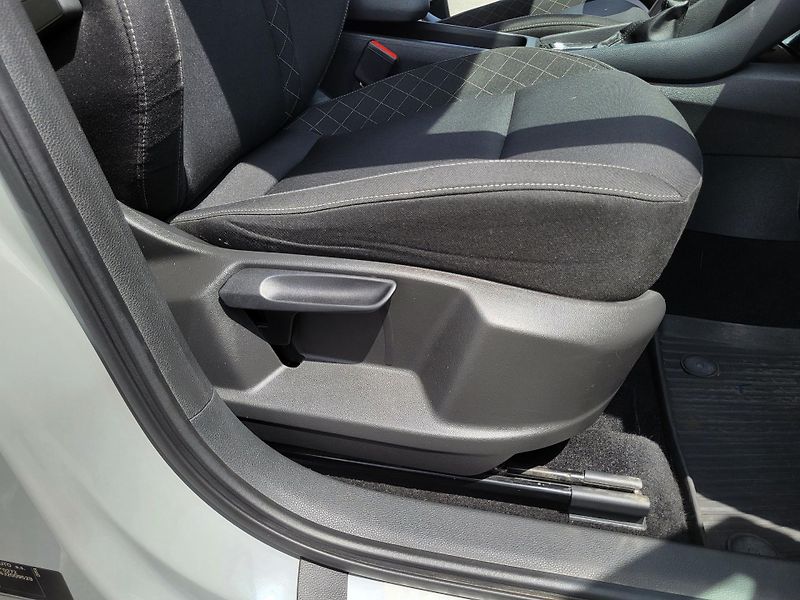 Škoda Karoq 2.0 TDi 110kW 4x4 AMBITION *ČR - fotka 26 z 47