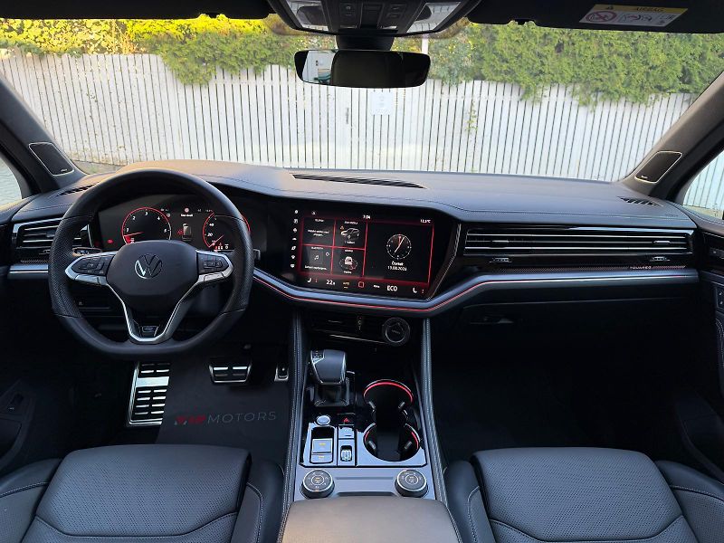 Volkswagen Touareg 30D-R22-NEZ.T-IQ-TAŽ-R LINE - fotka 15 z 30