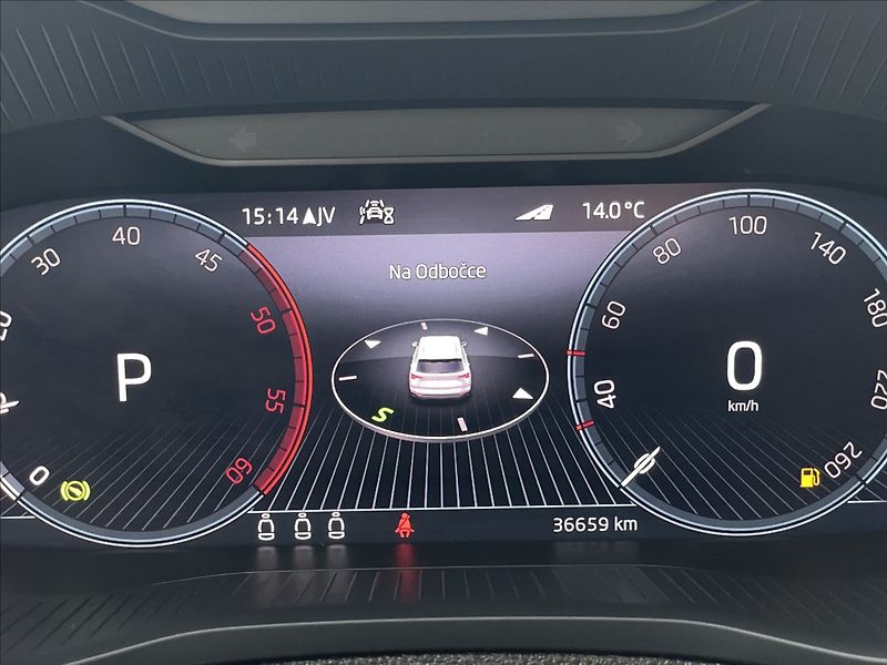 Škoda Karoq 2,0 TDI DSG Style Plus NAVI - fotka 10 z 25