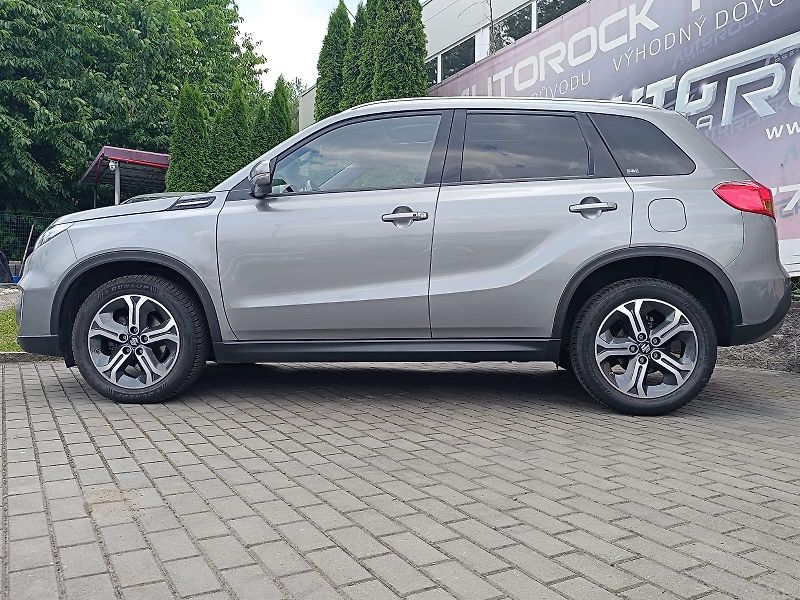 Suzuki Vitara 1.6/88kW, automat, Comfort+ - fotka 3 z 35
