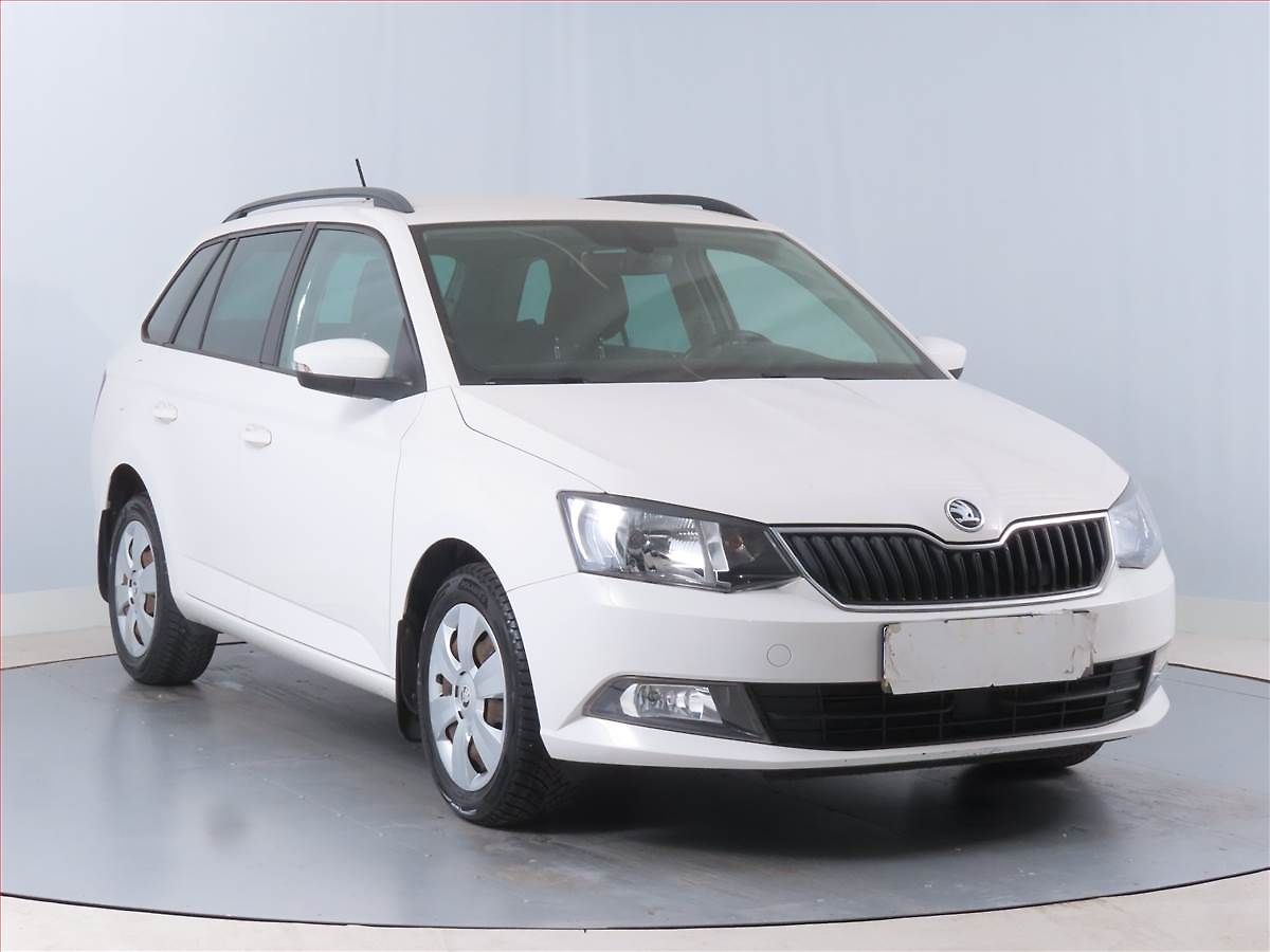Škoda Fabia Ambition 1.0 TSI, ČR,1.maj