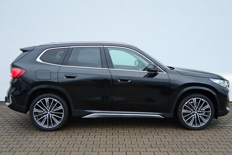 BMW X1 xDrive23d - fotka 5 z 6