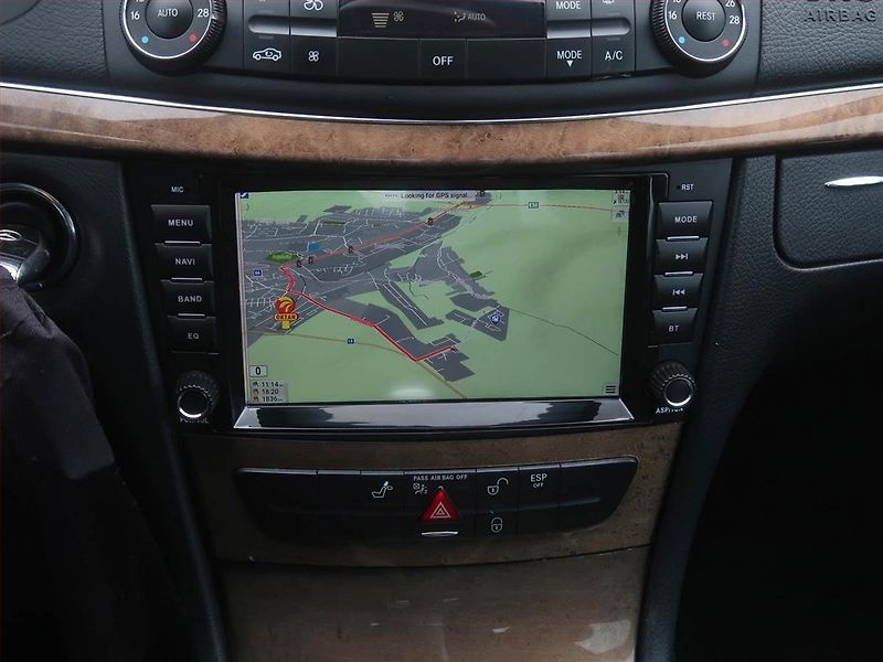 Mercedes-Benz Třídy E (2008) E 200 CDI, Navi, Xenony - fotka 13 z 14
