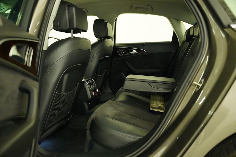 Audi A6 - fotka 25 z 27