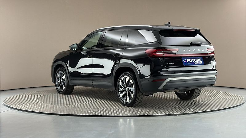 Škoda Kodiaq 2.0 TDI DSG 4x4 Exclusive Sele - fotka 2 z 32