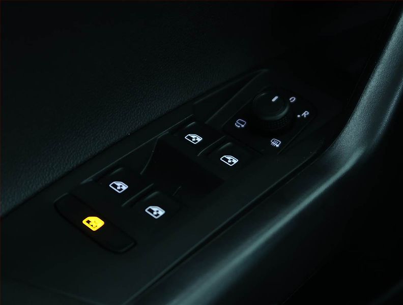 Volkswagen Taigo (2022) Life 1.0 TSI, Automat - fotka 19 z 19