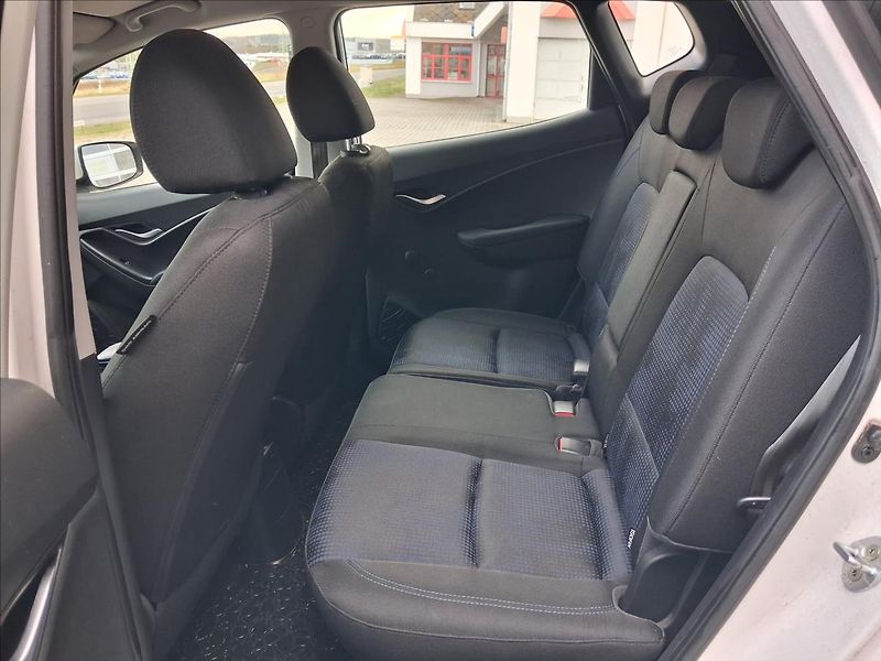 Hyundai ix20 1,6 Trikolor - fotka 7 z 14