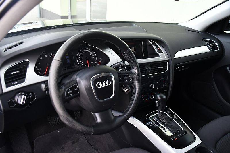 Audi A4 1.8TFSi 118kW AT - fotka 15 z 34