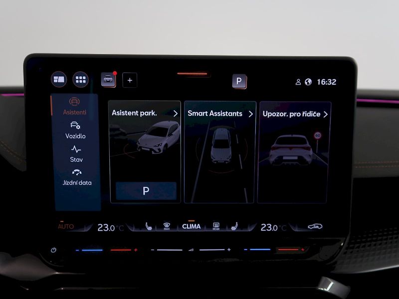 Cupra Leon (2025) 1.5eTSI 110KW DSG - fotka 27 z 41