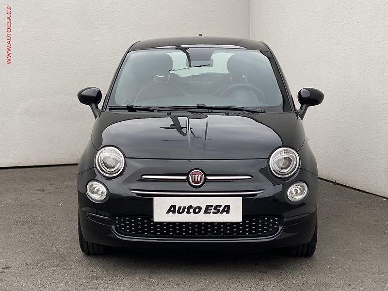 Fiat 500 (2019) 1.2 i, Lounge, +kola - fotka 2 z 15