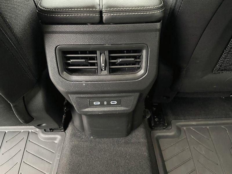 Renault Austral (2024) E-Tech full hybrid 200 techno - fotka 31 z 39