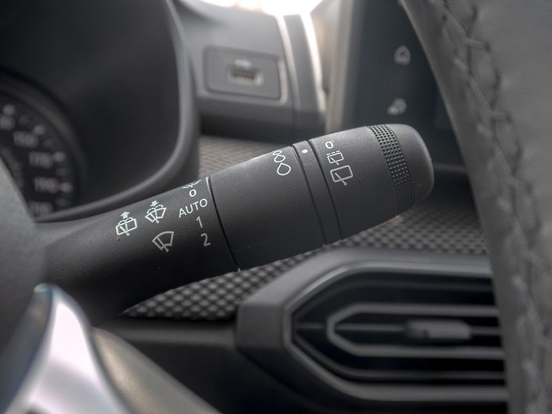 Dacia Jogger (2022) 1.0T 81KW DIGI – TAŽNÝ - fotka 21 z 53