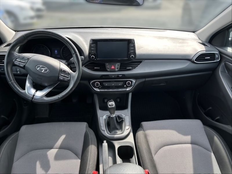 Hyundai i30 1,0 TGDI 120 Comfort - fotka 9 z 11