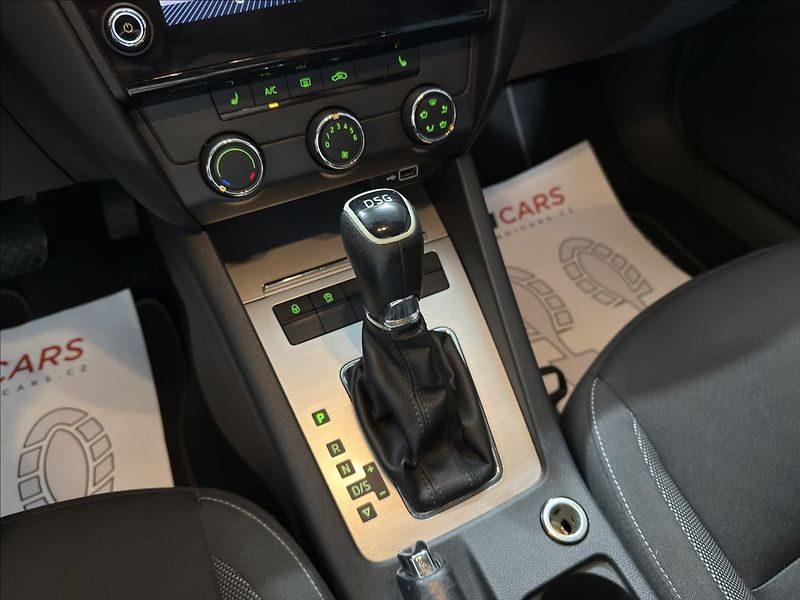 Škoda Octavia 2,0   TDI 110KW FULL LED KAMER - fotka 20 z 31