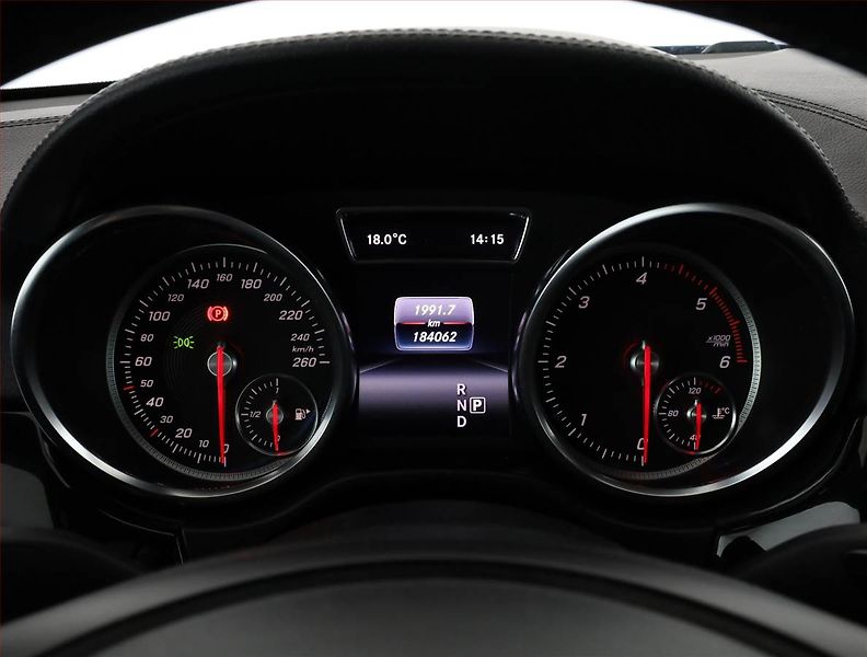 Mercedes-Benz GLE (2018) 350 d 4MATIC - fotka 9 z 20