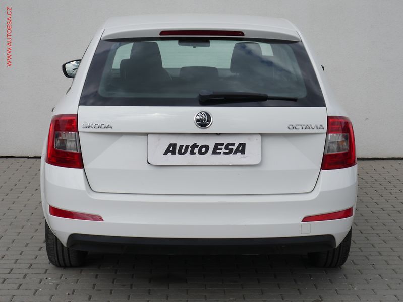 Škoda Octavia (2015) 1.6 TDi, ČR, Active, AC - fotka 5 z 14