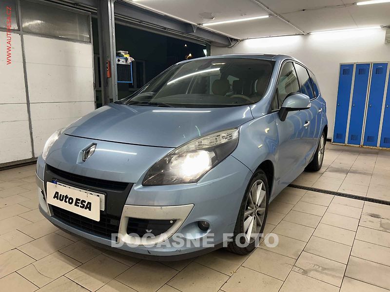 Renault Grand Scénic (2009) 1.9 dCi, 1.maj, panorama - fotka 1 z 3
