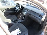 Škoda Superb (2010) combi II 1,9 TDi - náhled 4