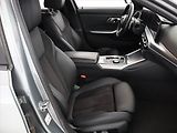BMW Řada 3 (2022) M Sport 330 e xDrive - náhled 7