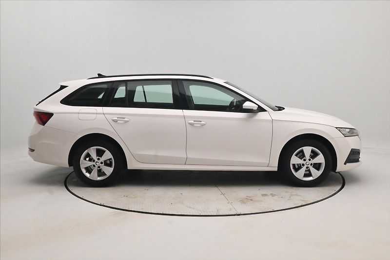 Škoda Octavia 2,0 TDI 110kW DSG Ambition Zár - fotka 4 z 30