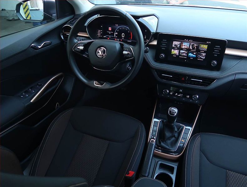 Škoda Fabia (2022) Ambition Plus 1.0 TSI, ČR - fotka 7 z 20
