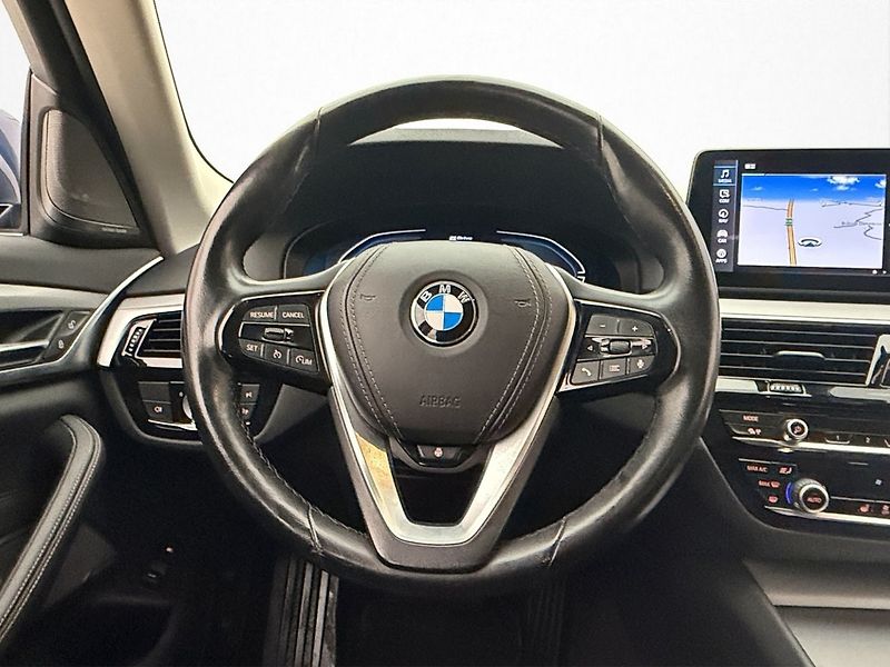 BMW Řada 5 530e Harman Kardon 360 Kůže - fotka 10 z 35