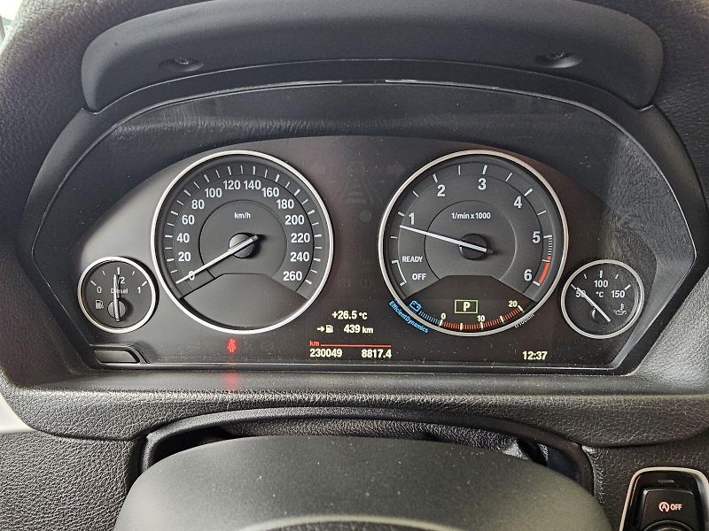 BMW Řada 4 420d xDrive - fotka 17 z 22