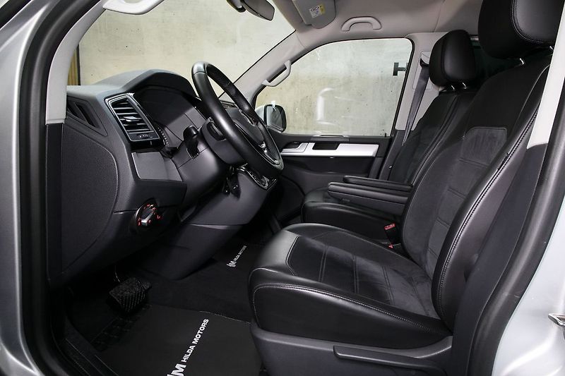 Volkswagen Multivan 2.0TDI 146KW DSG 4x4 Highline - fotka 10 z 30