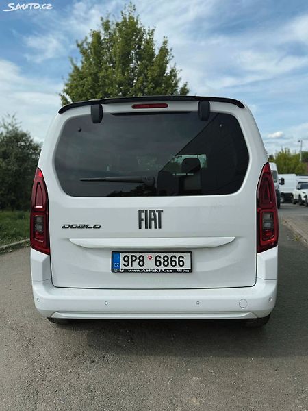 Fiat Dobló Panorama 1.5 blueHD - fotka 6 z 10