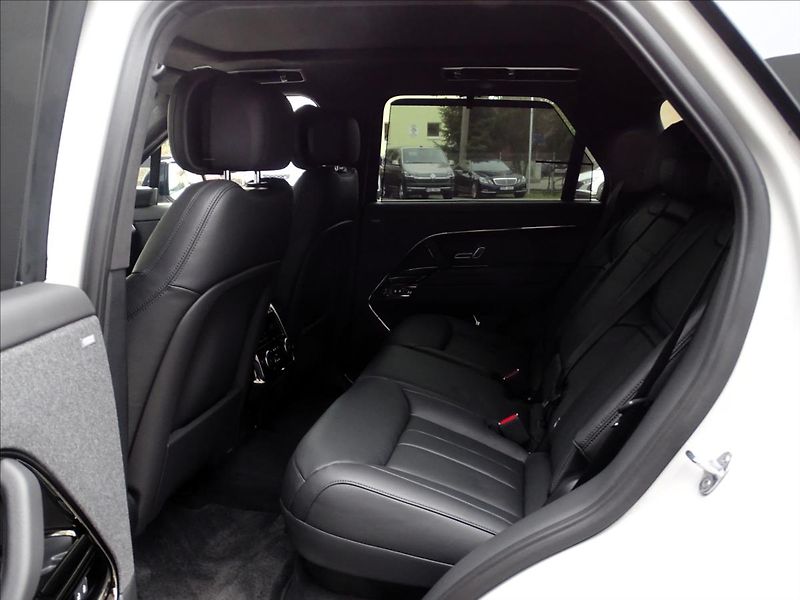 Land Rover Range Rover Sport (2026) 3,0 P550e AUTOBIOGRAPHY PHEV - fotka 25 z 29