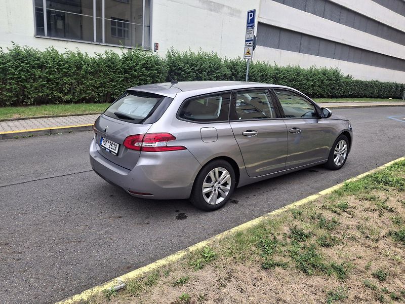 Peugeot 308 SW 1,6 1UK2639 - fotka 7 z 27