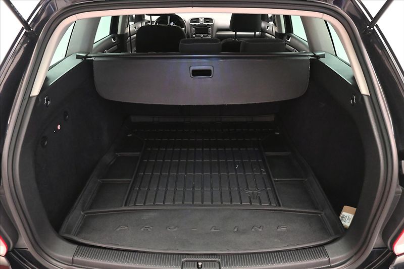 Volkswagen Golf 1,6 TDI 77kW MATCH Navigace - fotka 10 z 27