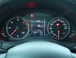 Audi Q5 (2009) Exclusive 2.0 TDI, 4X4 - náhled 11