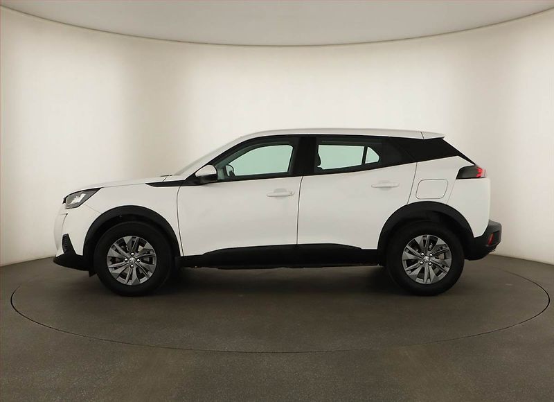 Peugeot 2008 (2020) 1.2 PureTech, ČR,1.maj - fotka 3 z 14