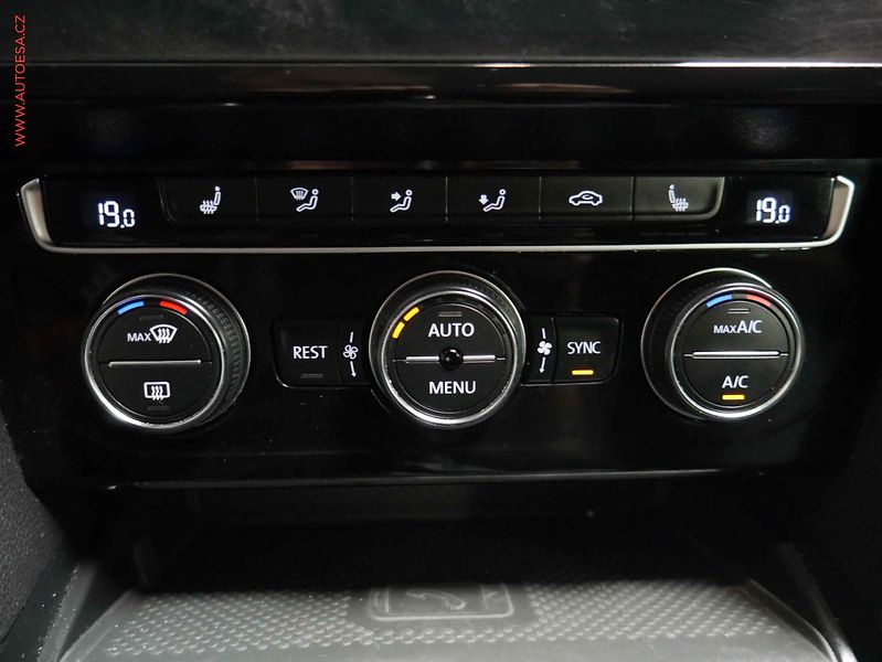 Volkswagen Arteon (2020) 2.0TSi, ČR, DSG, LED - fotka 17 z 22
