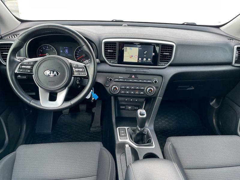 Kia Sportage (2019) 1.6GDi Exclusive! ČR+1.maj.! - fotka 13 z 35