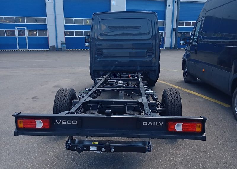 Iveco Daily (2026) 35S18HA8, automat, tažné - fotka 5 z 5