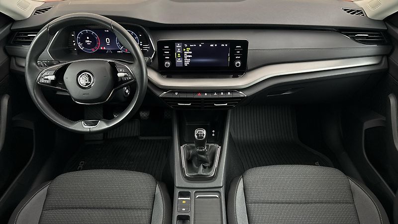 Škoda Octavia 1.5 TSI Ambition - fotka 8 z 24